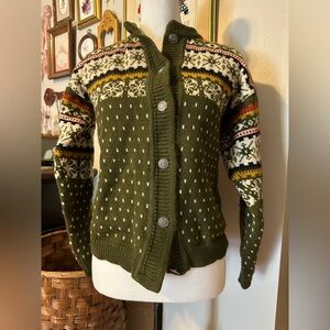 Vintage colorful Norwegian Icelandic inspired wool cardigan